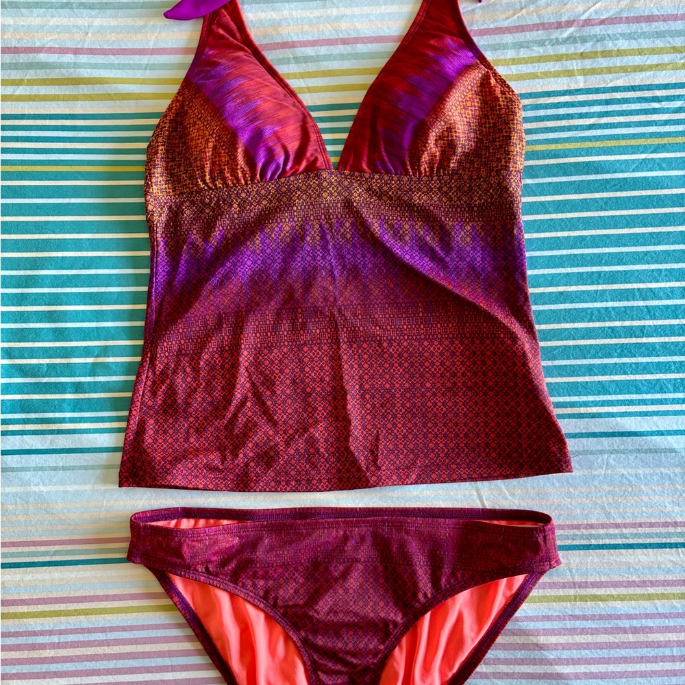 Athleta Pink and Purple Swimwear